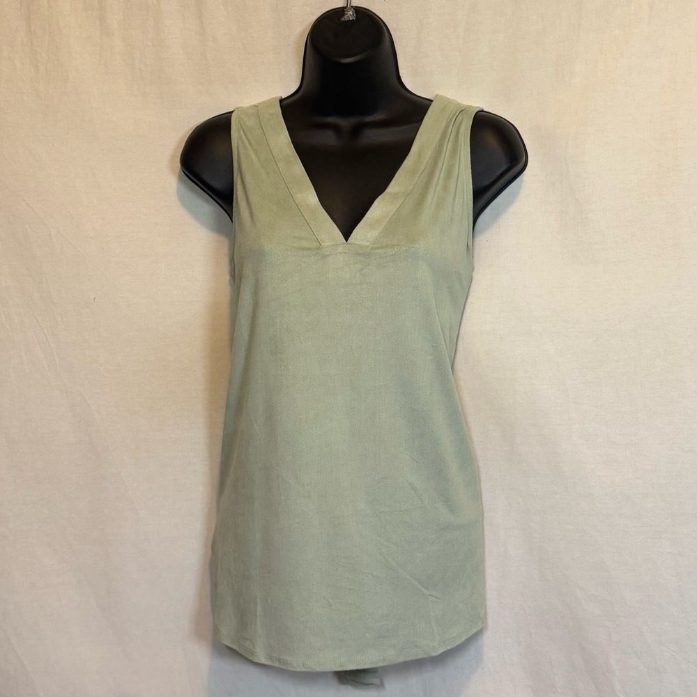 H-128 Cato Green Sleeveless‎ Summer Pullover Blouse Size S